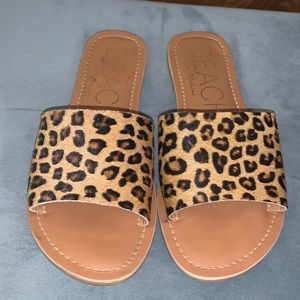 Leopard sandal size 7